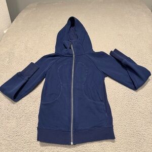 Lululemon Scuba hoodie Color navy blue Size 4